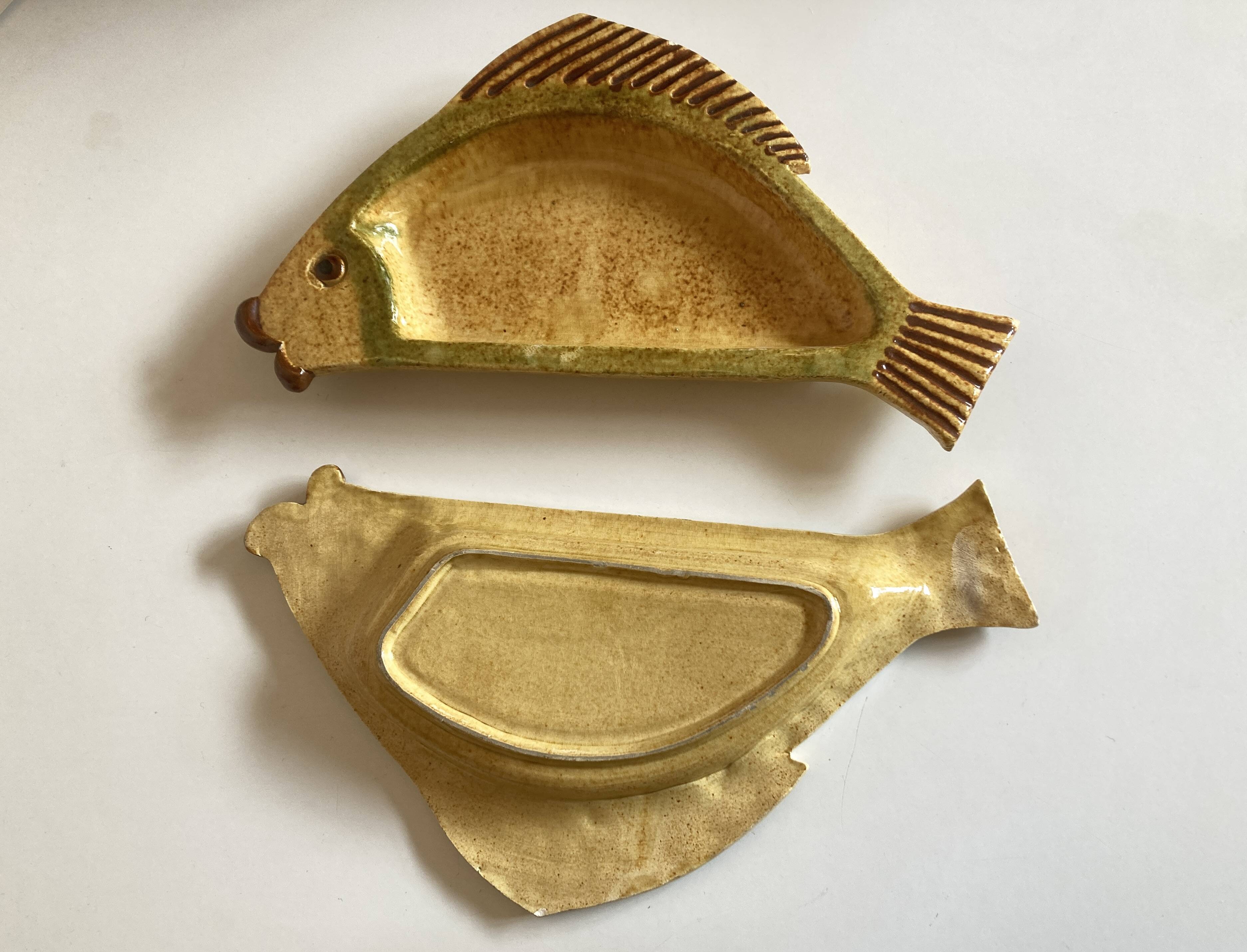Pair of fish dishes Vallauris 1850 Atelier Cerenne Vallauris