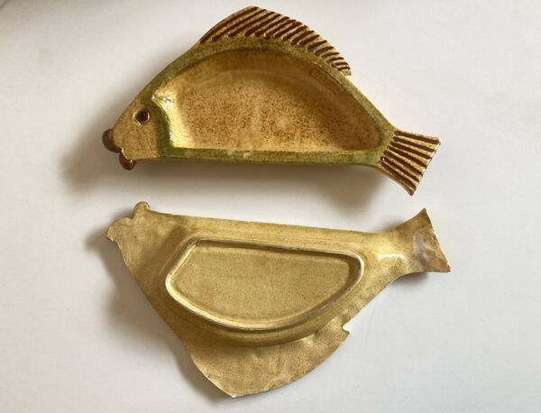 Paire de plats poisson Vallauris 1850 Atelier Cerenne Vallauris