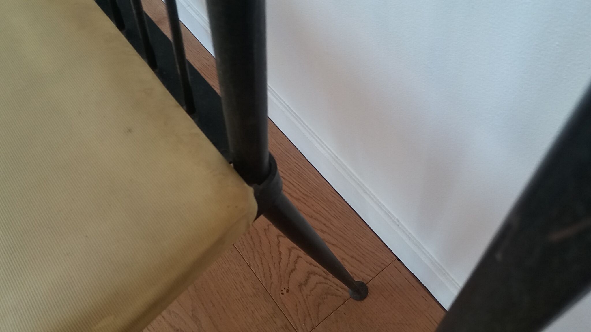 Colette Gueden chair from the 1960s will be a primavera collection