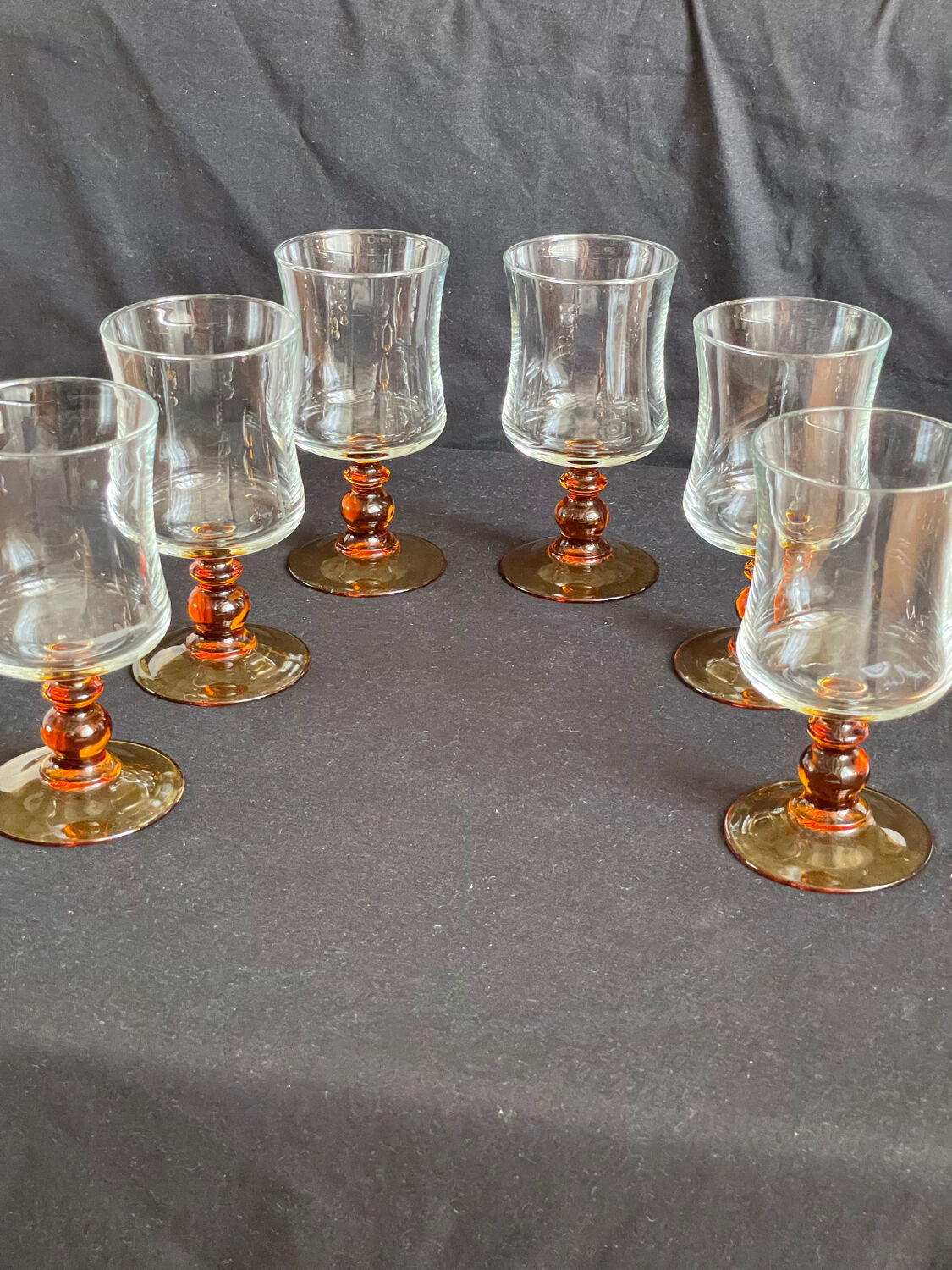 Set of 6 vintage Luminarc wine glasses