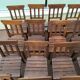Ensemble lot de 20 chaises en bois de bistrot