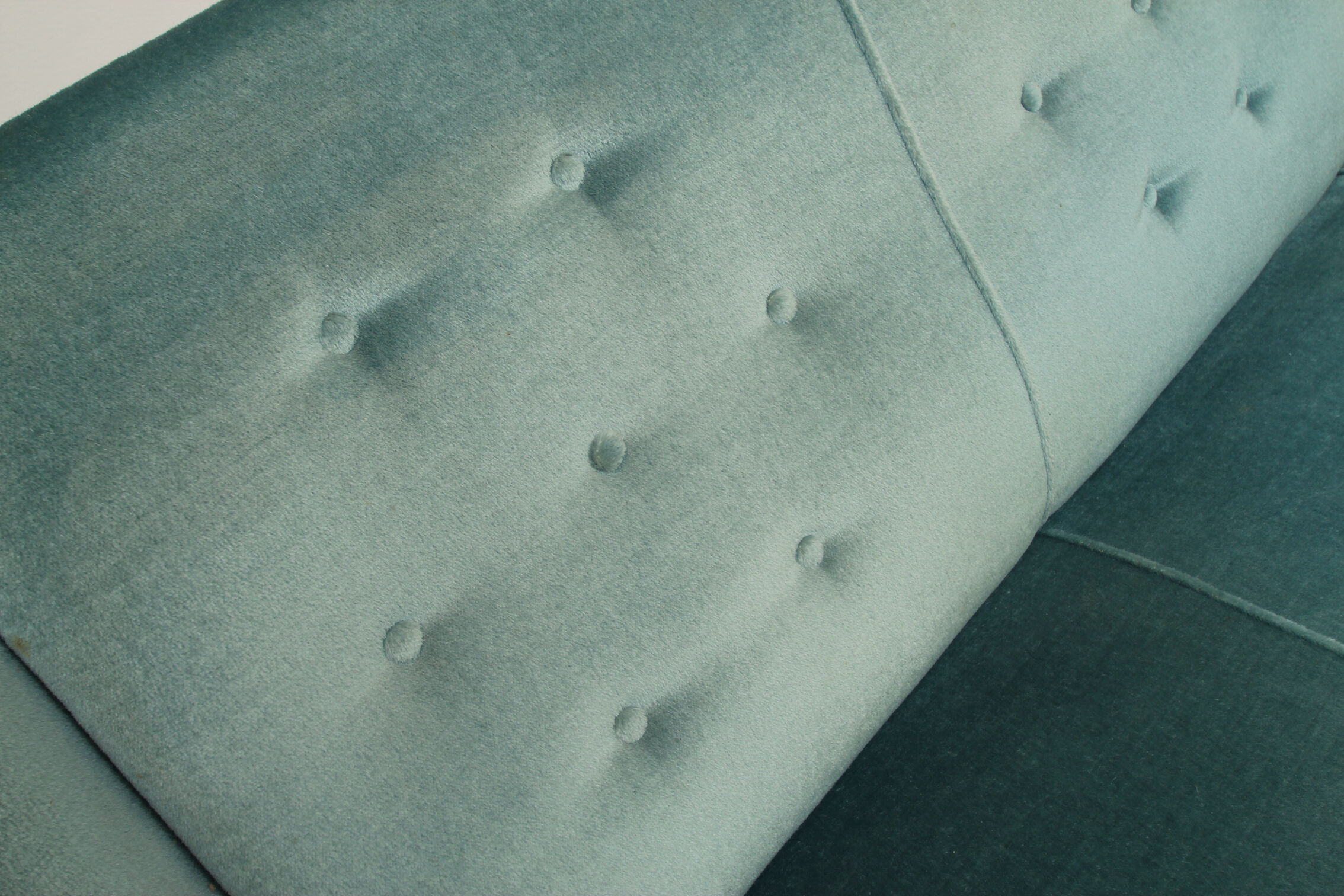 Canapé des années 1950 en velours bleu