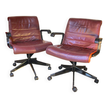 Pair of leather armchairs by Richard Sapper for Knoll