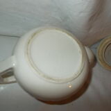 Vintage cream teapot maker