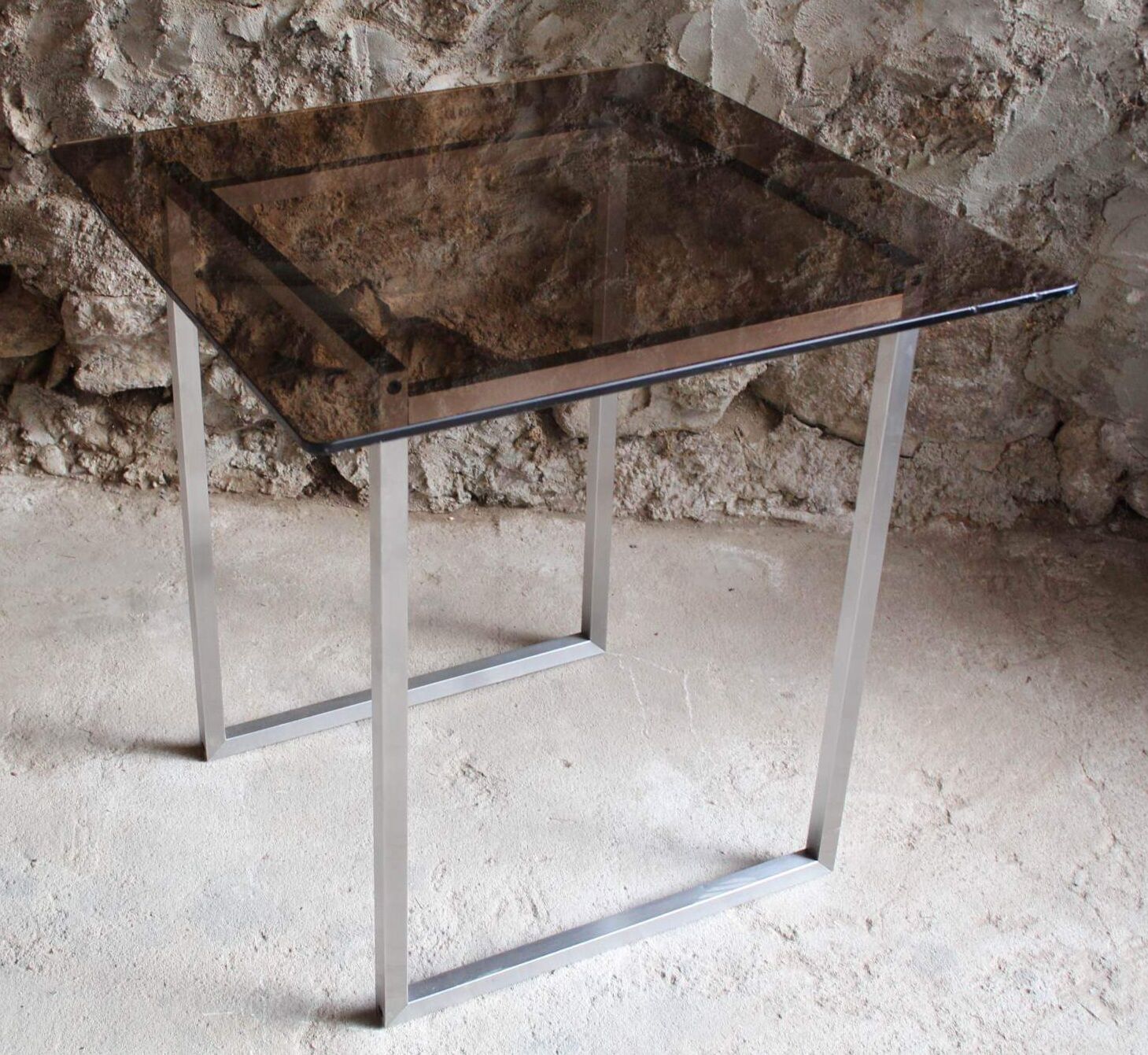 Table aluminum base and vintage glass top