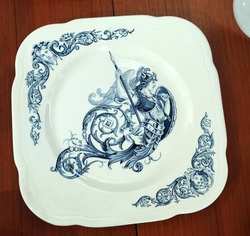 5 assiettes à dessert modèle Renaissance - faïence de Clairefontaine