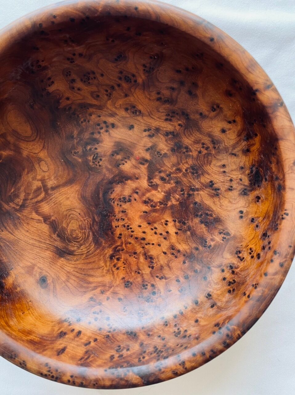 Elm magnifying glass bowl