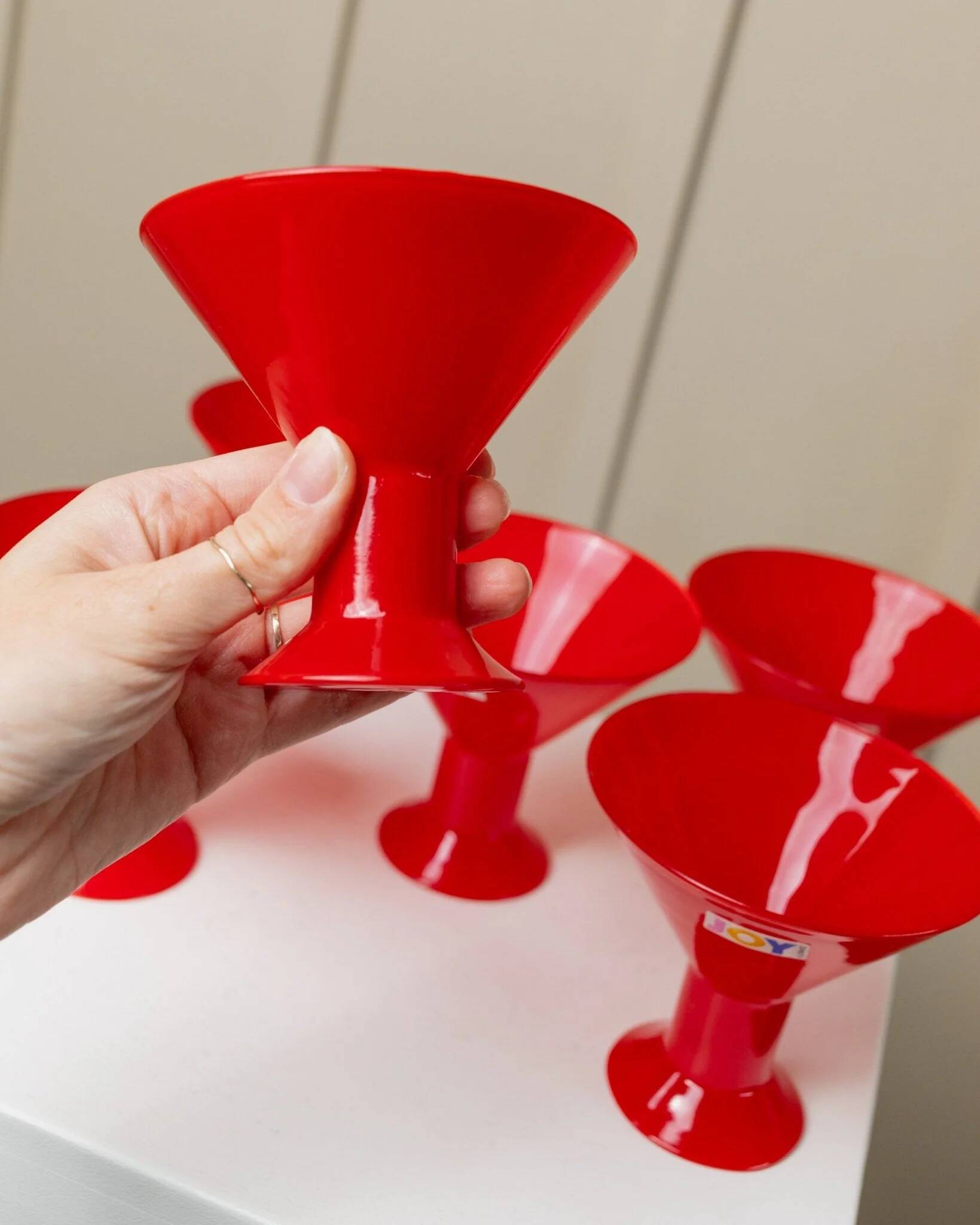 Six Red Glass Joy by Leonardo Drinking Glasses - Postmodern Memphis Style, 1980s Italian Vintage Glassware