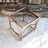 2 anciens tabourets & table basse en rotin