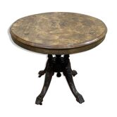English guéridon from the late 19th century in walnut, ebony, and boxwood veneer.