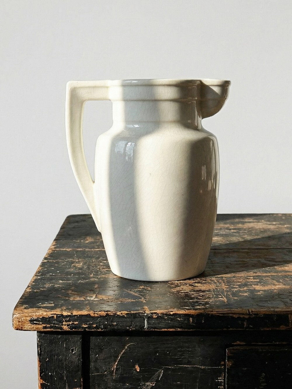 Large Art Deco toilet bowl, antique cracked faience.