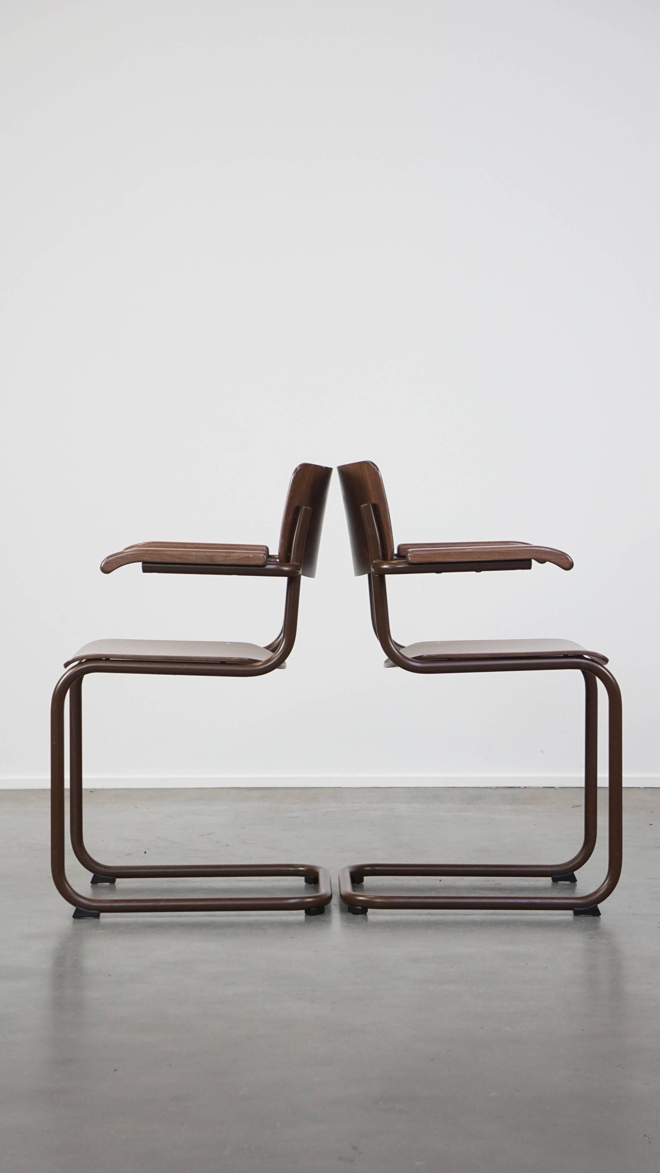 Set of 2 Thonet model S43 dining/side chairs with armrests