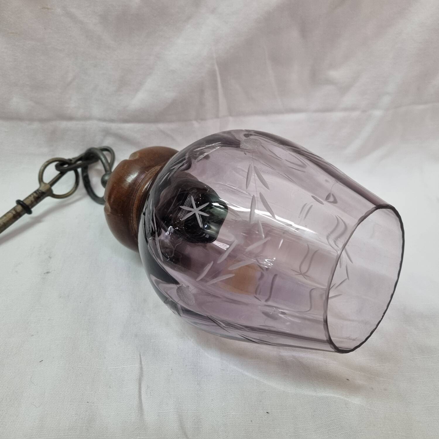 Suspension vintage verre mauve