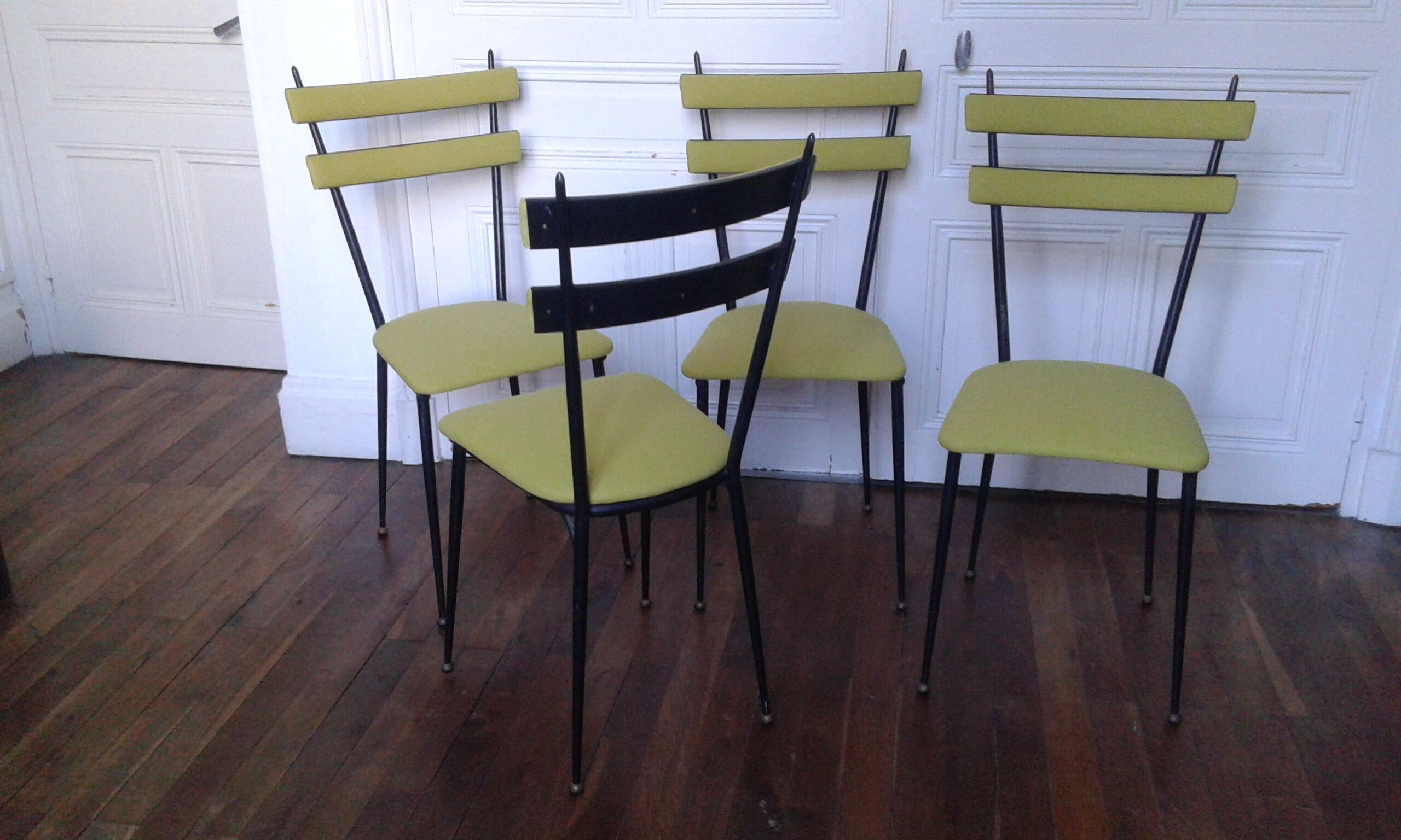 set of 4 chairs design Colette Gueden