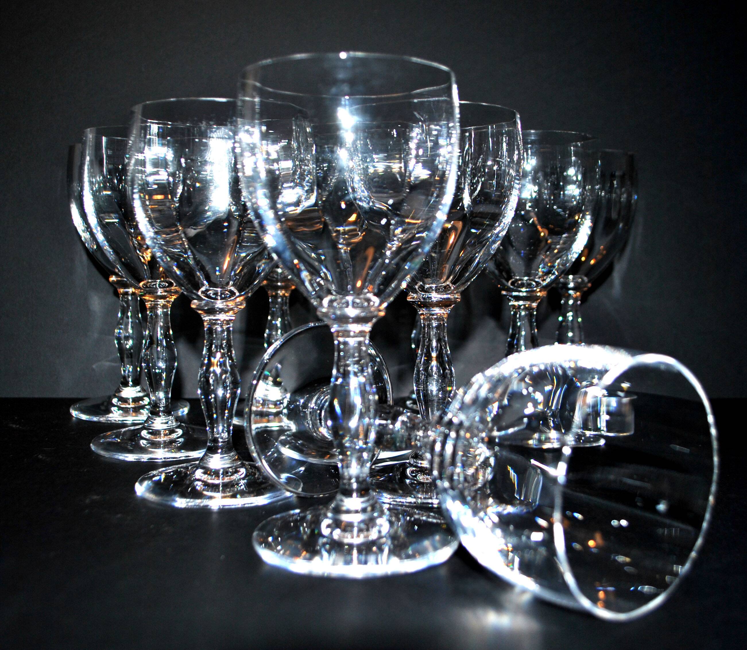 Set of 11 second-choice SAINT-LOUIS crystal wine glasses 15.5cm