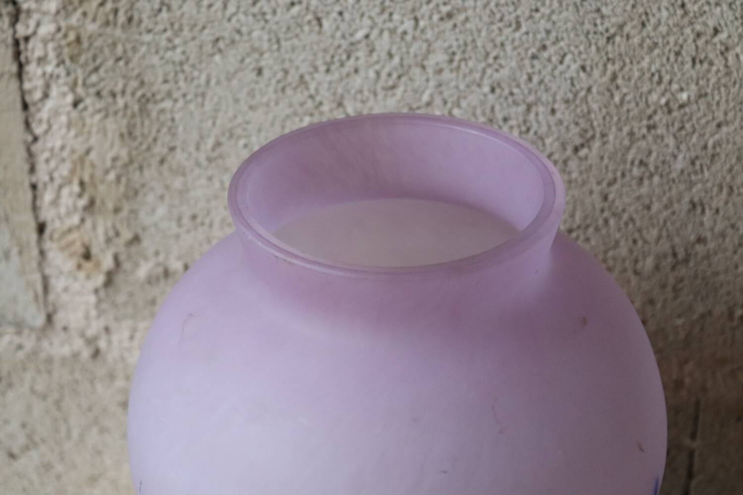 Parma vase in speckled glass paste