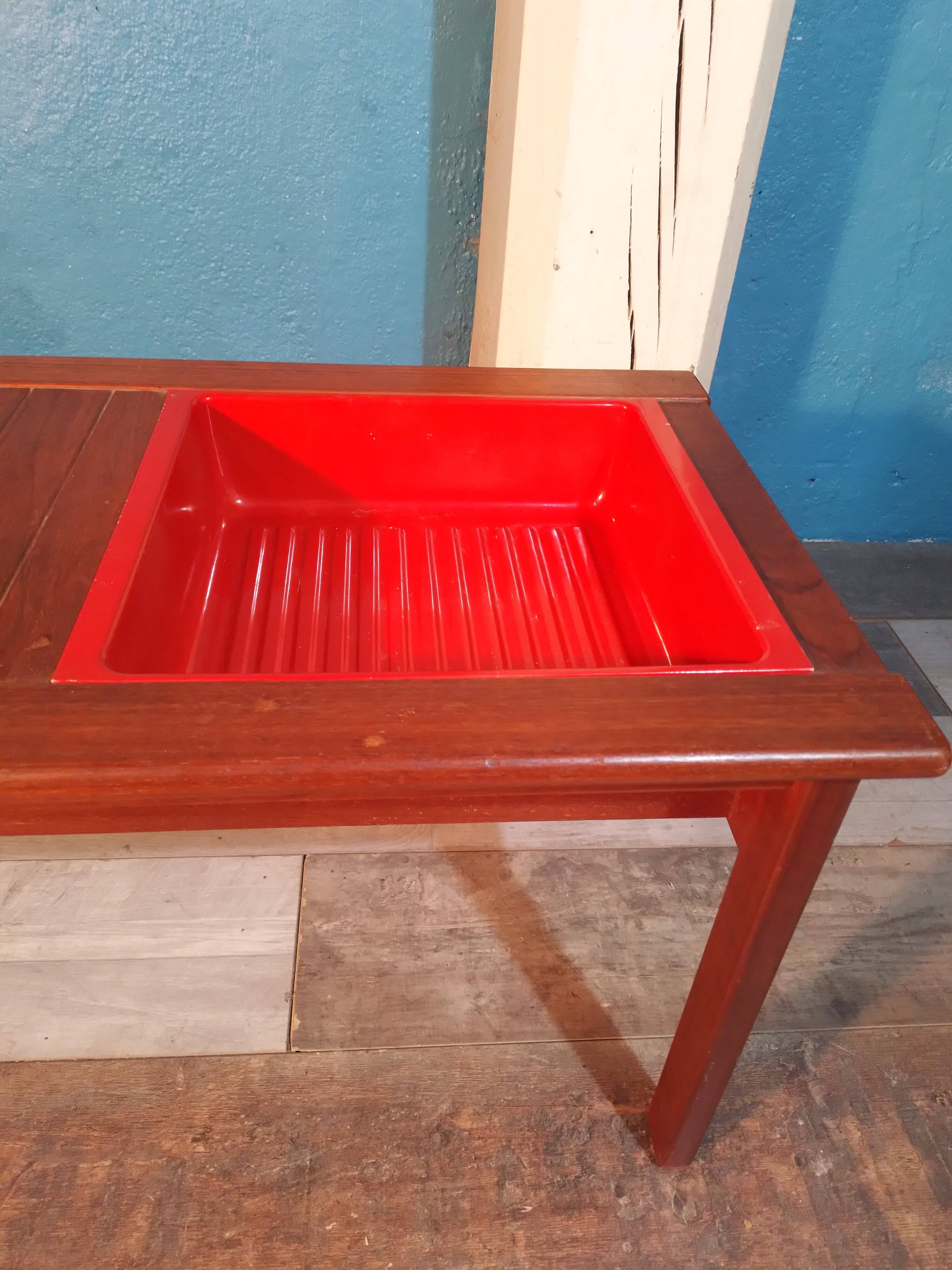 1960s coffee table with magazine holder
