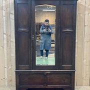 English oak wardrobe from the beginning of the 20th century - Dismantable into 3 parts
