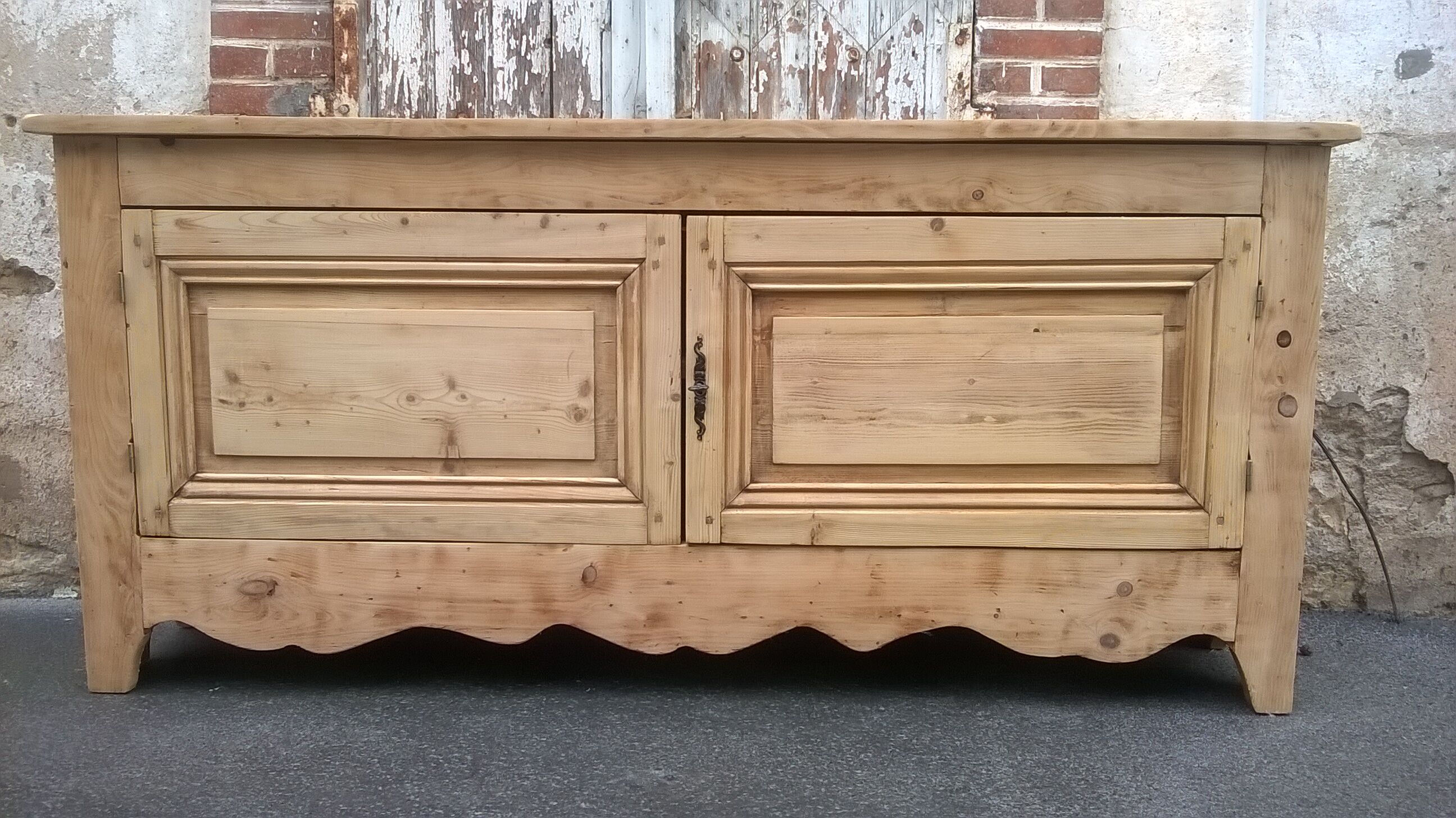 Fir country sideboard