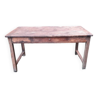 Farm table