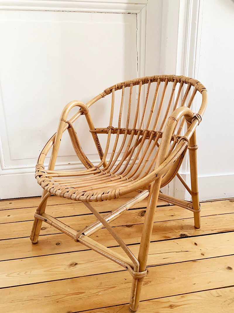 Child chair in rattan