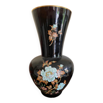 Large flowered vase