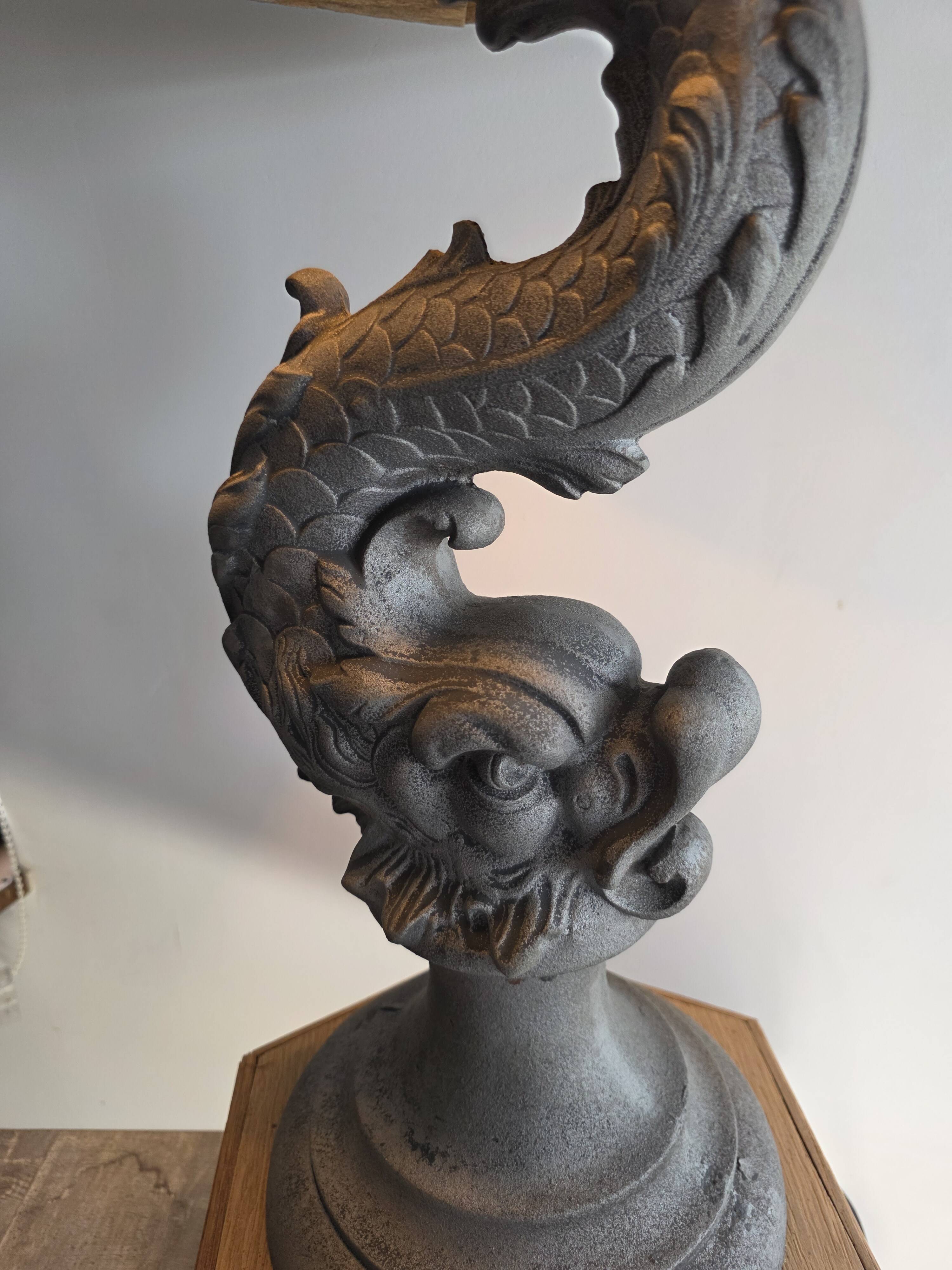 Monumental lamp with a dolphin in cast iron and lead scales - 110cm