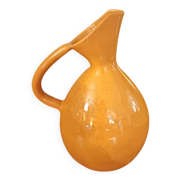 Ceramic jug house Pichon