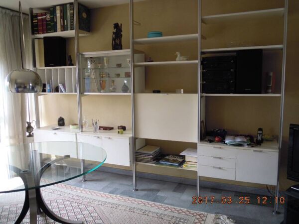 Bibliothèque murale « CSS » de george nelson pour herman miller / mobilier