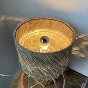 Lampe années 50 bois et paille