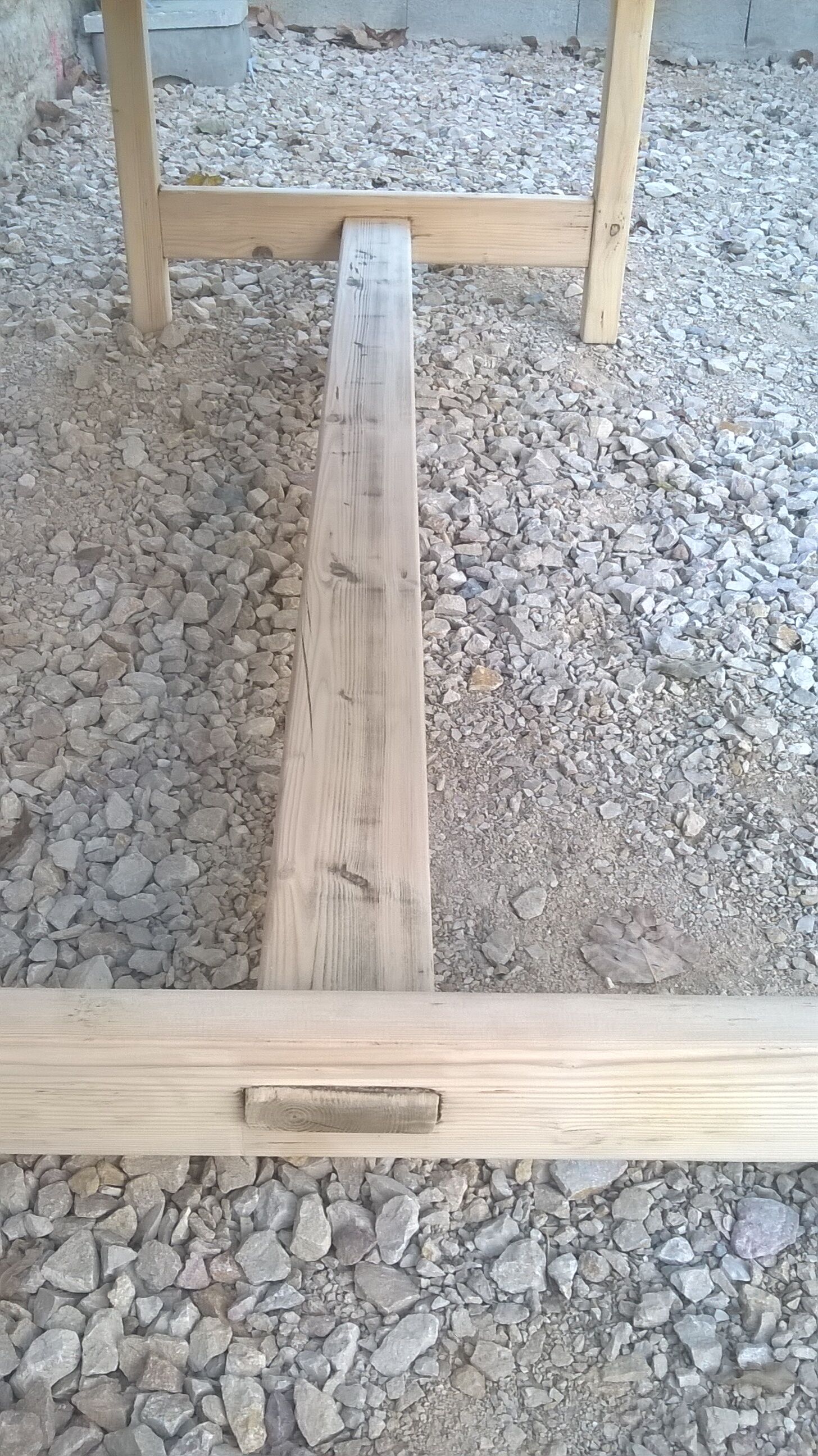 Table de ferme bois brut