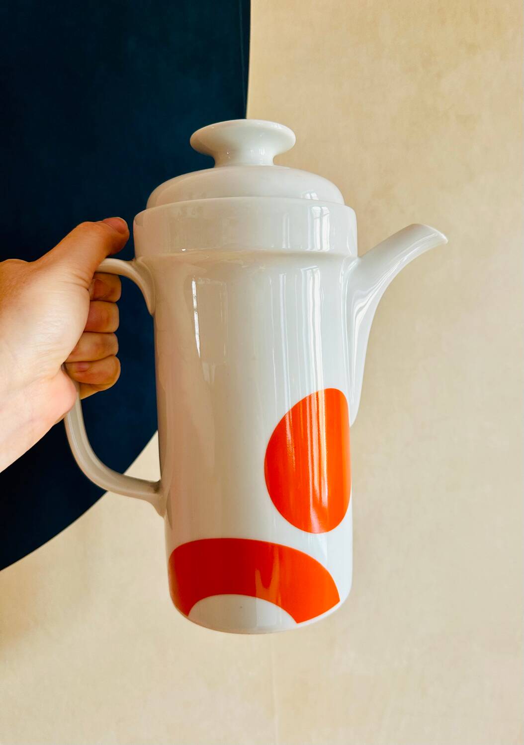 Vintage 60' pop teapot
