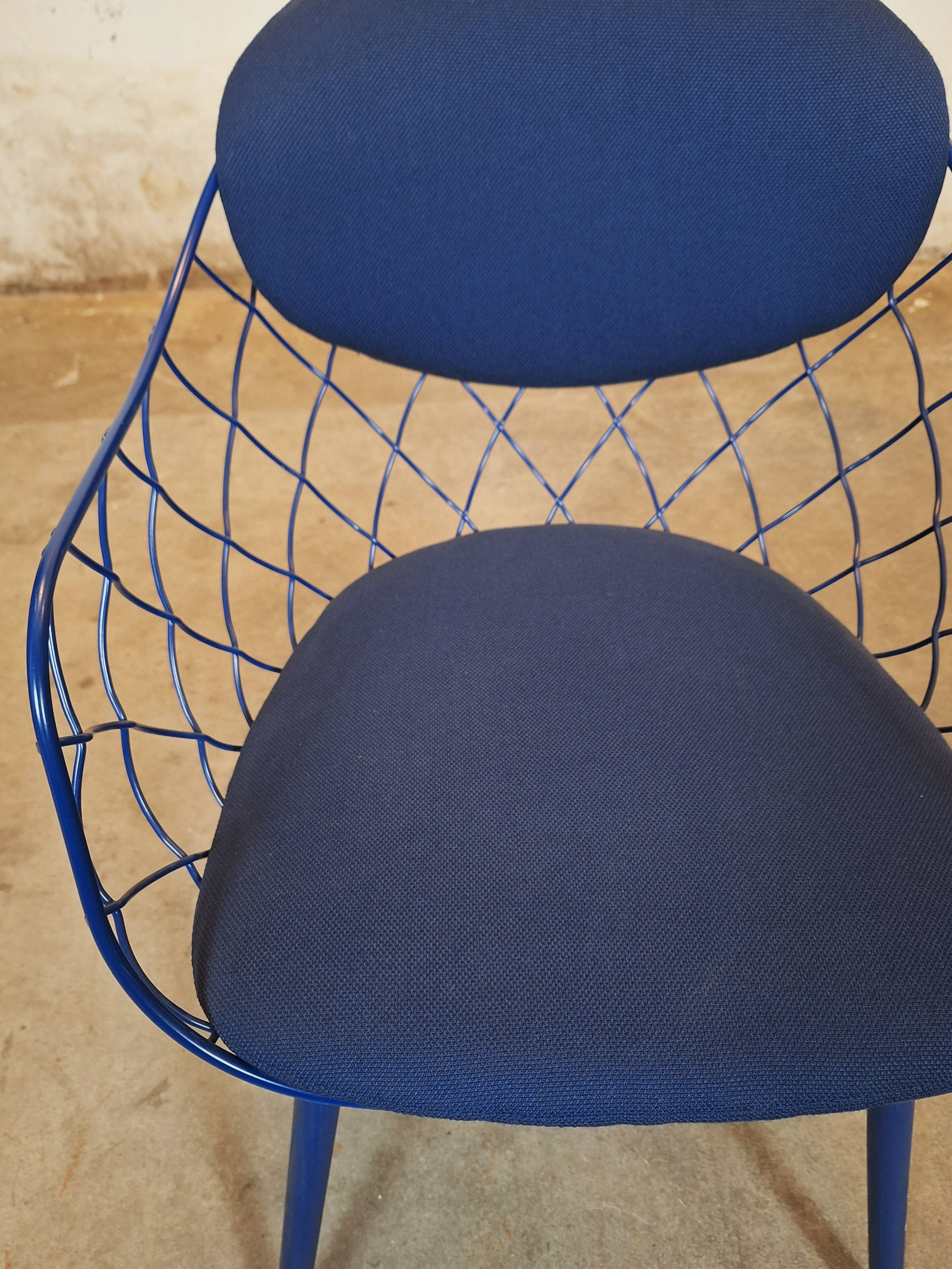 Magis Piña blue chair with metal frame and padded seat