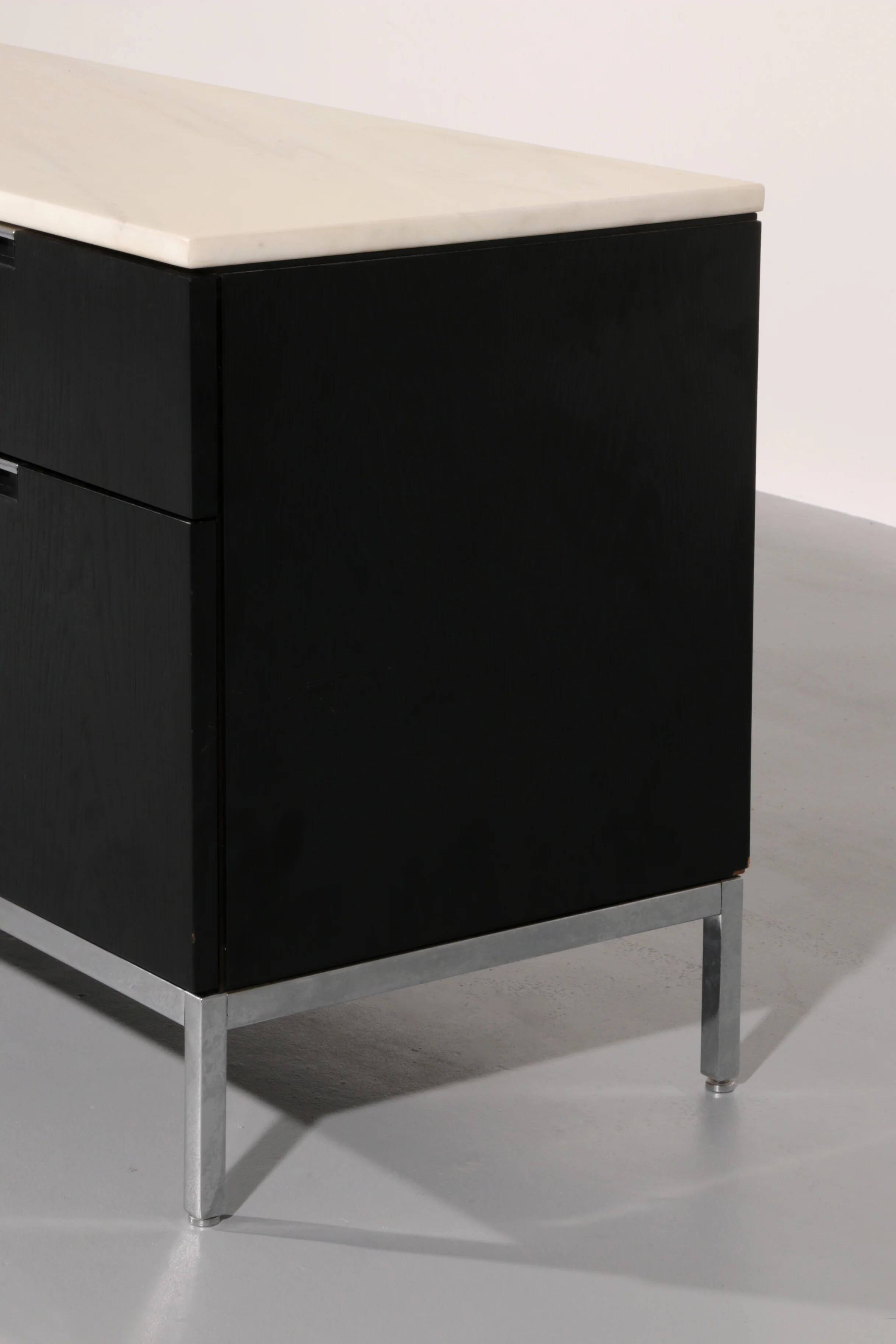 Executive sideboard by Florence Knoll for Knoll International, 1970s