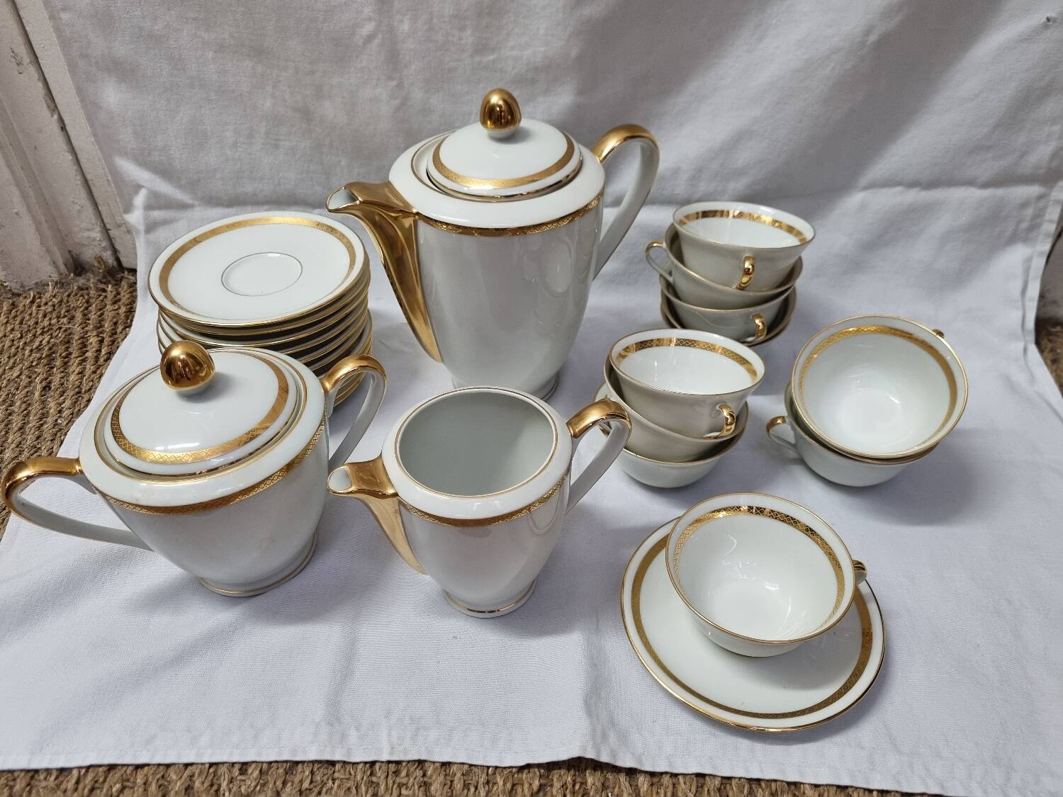 Limoges porcelain dinner service from 1930