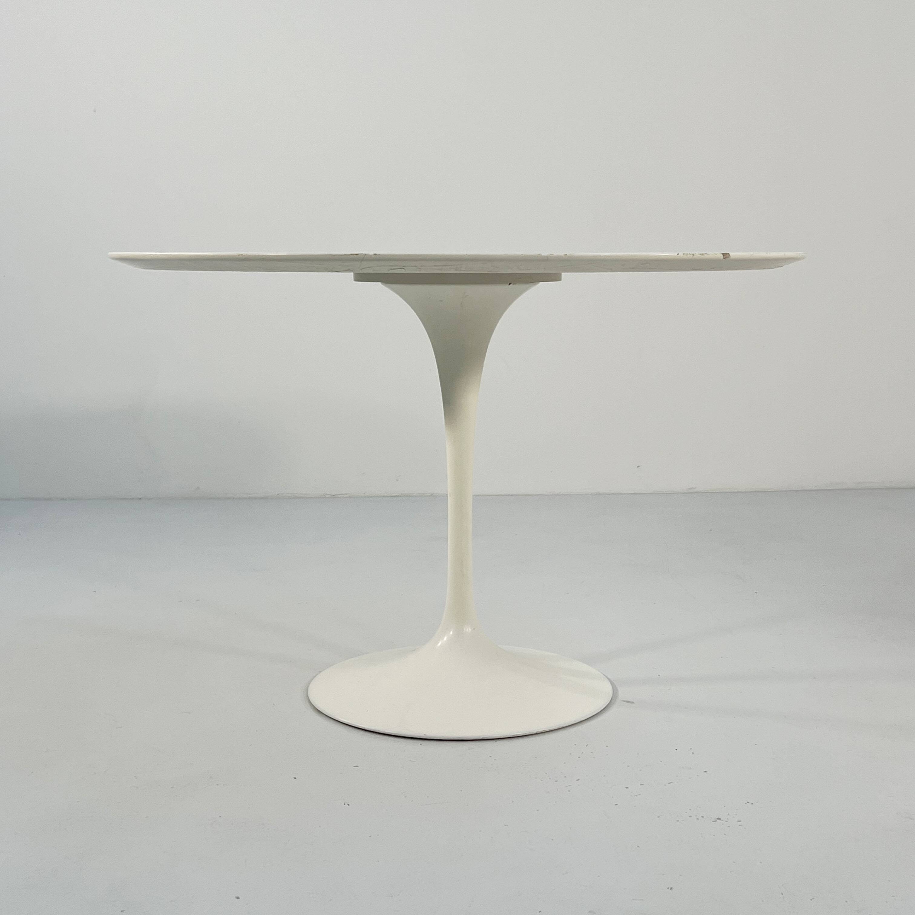 Tulip laminated table 107 cm by Eero Saarinen for Knoll, 1970