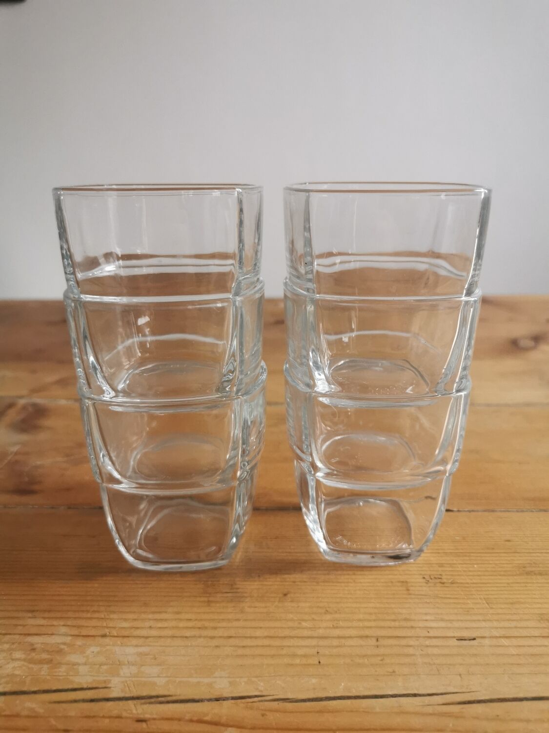 Service of 6 stackable glasses