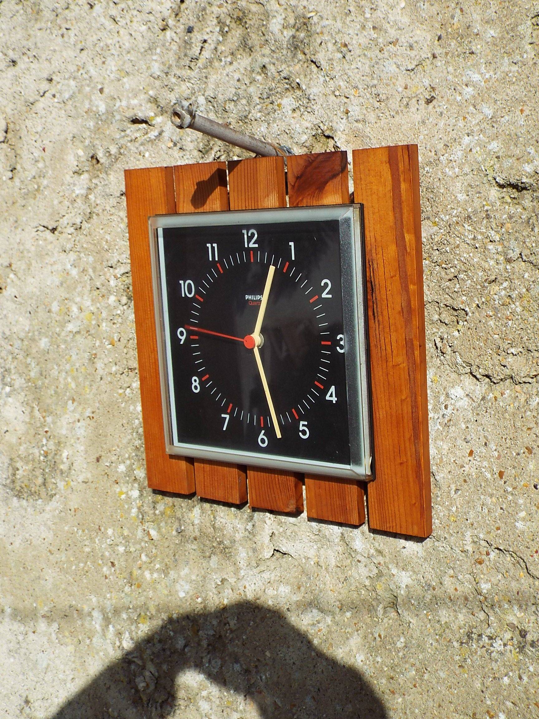 Philips vintage wooden wall clock