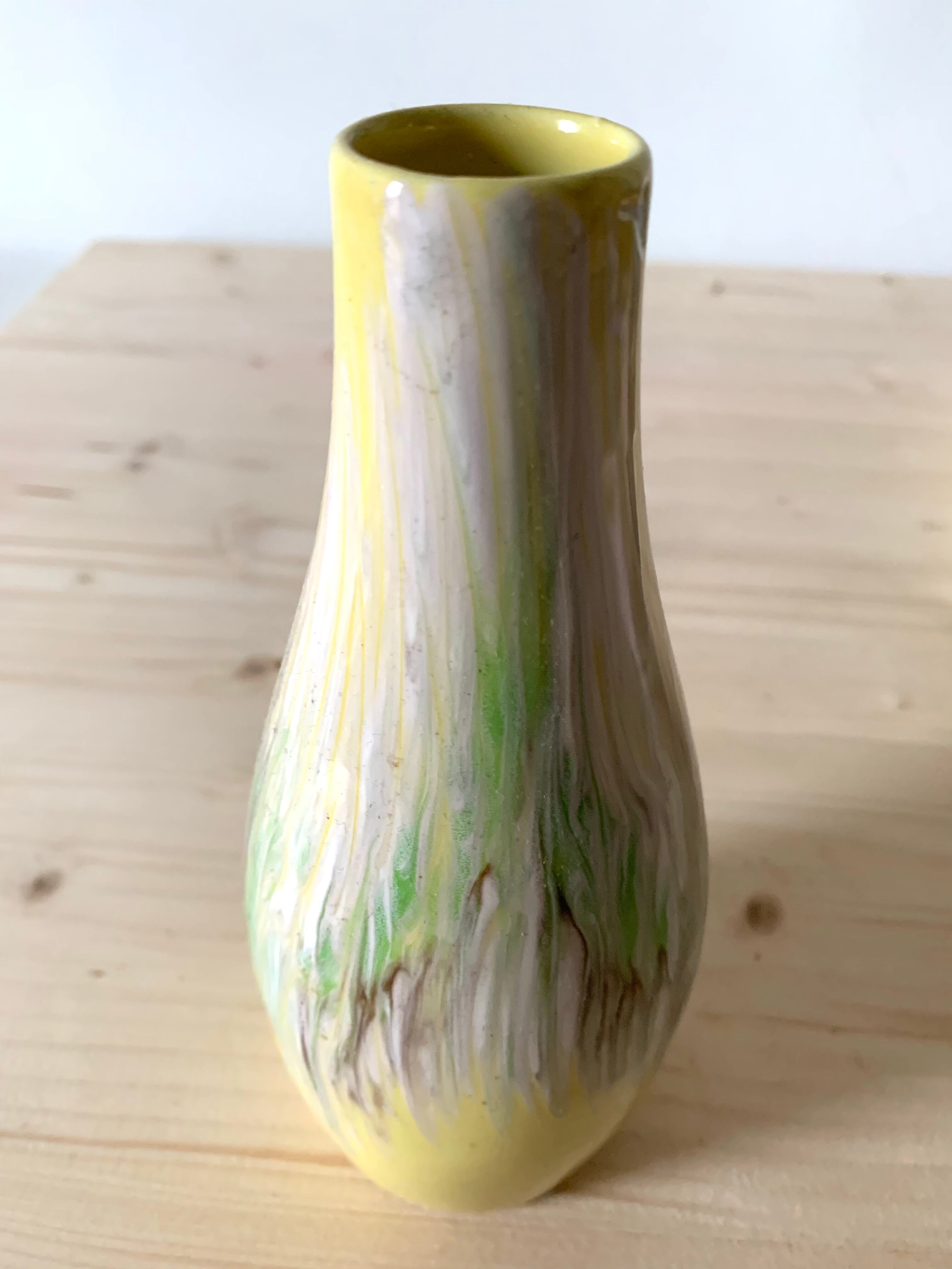 Longchamp earthenware vase