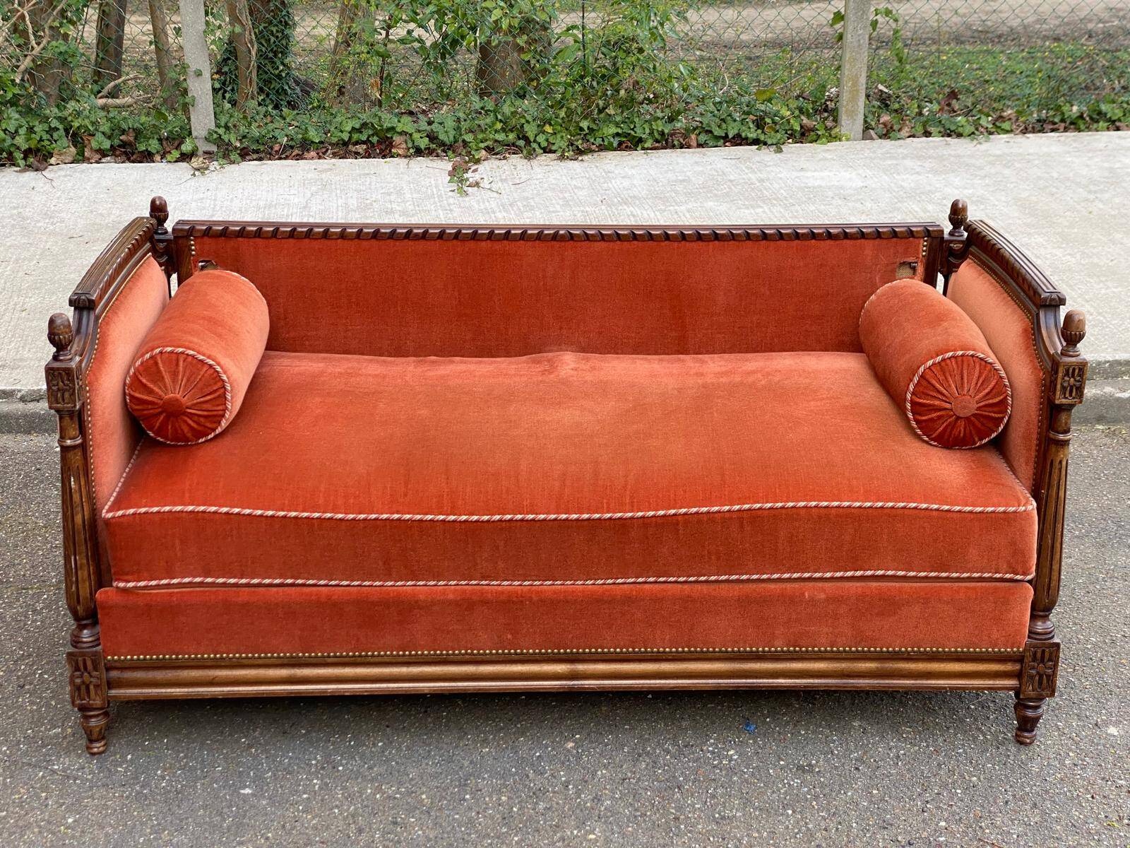 Convertible sofa bed Louis XVI daybed velvet