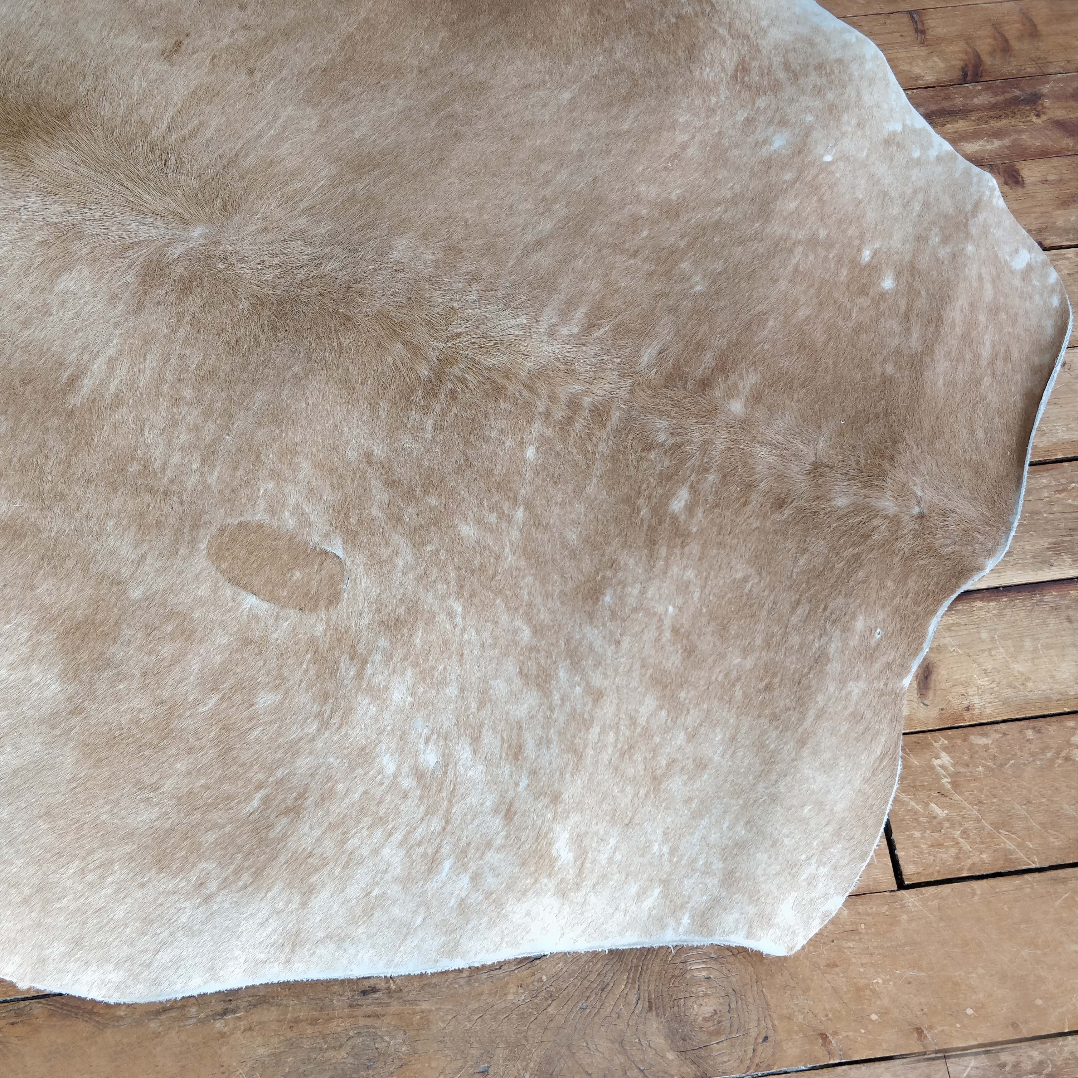 Cow skin 220 x 140 cm