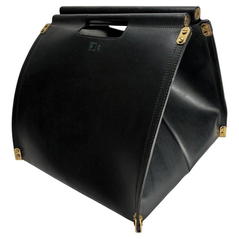 Leather and Brass Dimensionefuoco Firewood Sack by Afra & Tobia Scarpa, Italy, 1980s