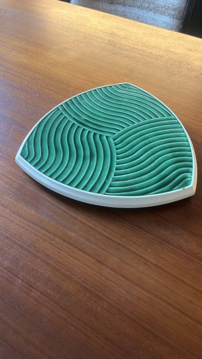 Sarreguemines ceramic table mat or centerpiece