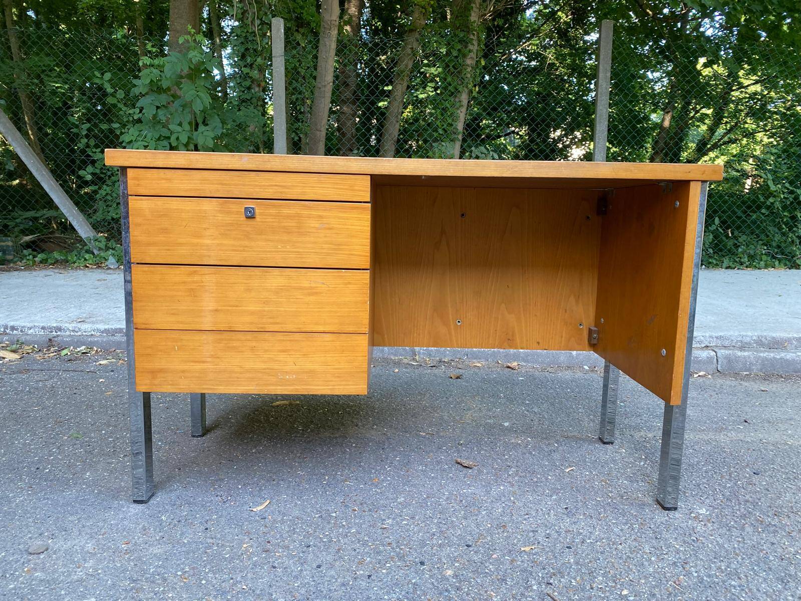 Scandinavian desk in wood and silver steel 1960 with 4 drawers