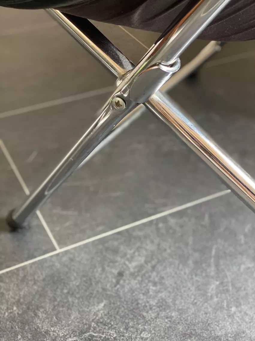 Pair of Molinari Easy Chairs by Teun van Zanten