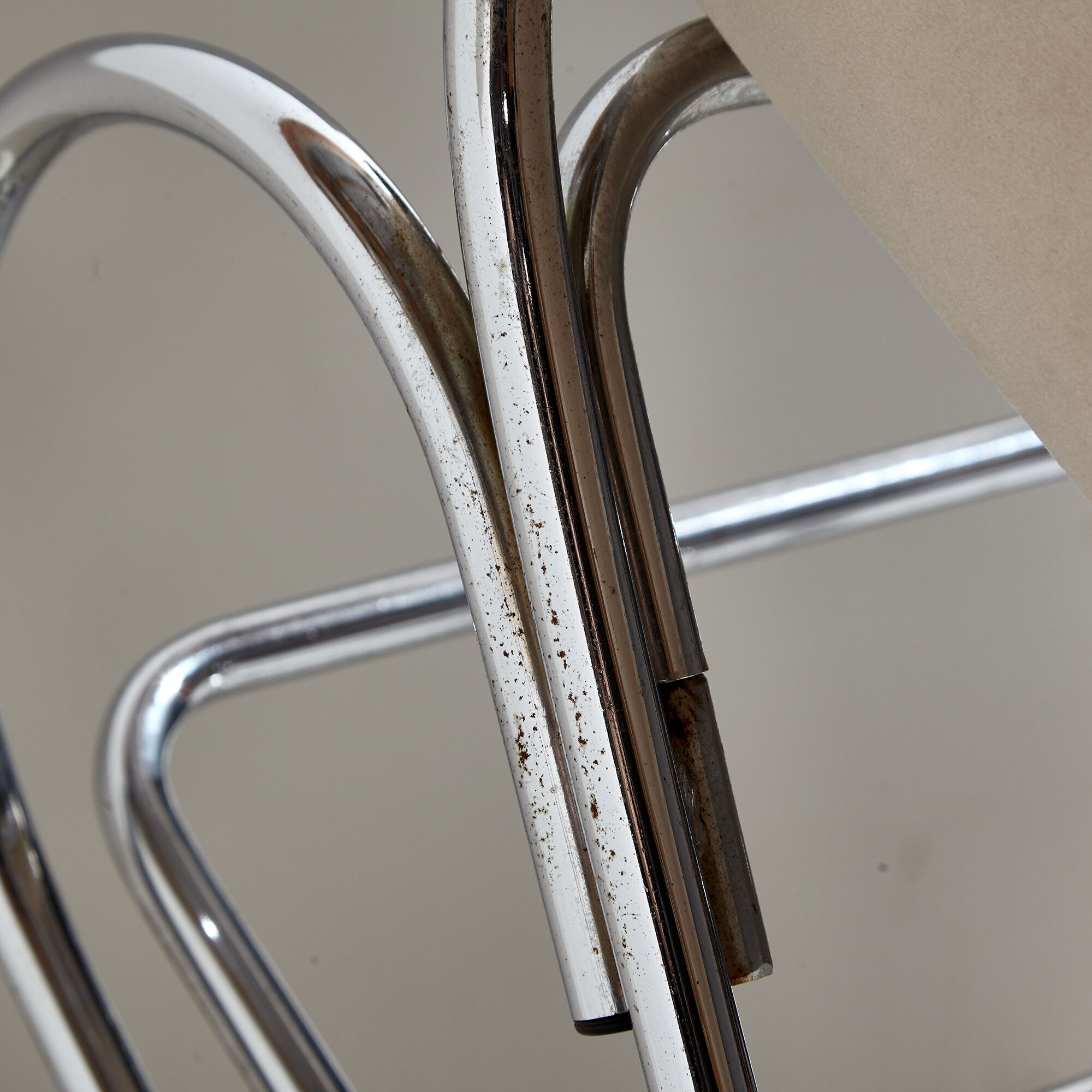 Tubular rocking chair