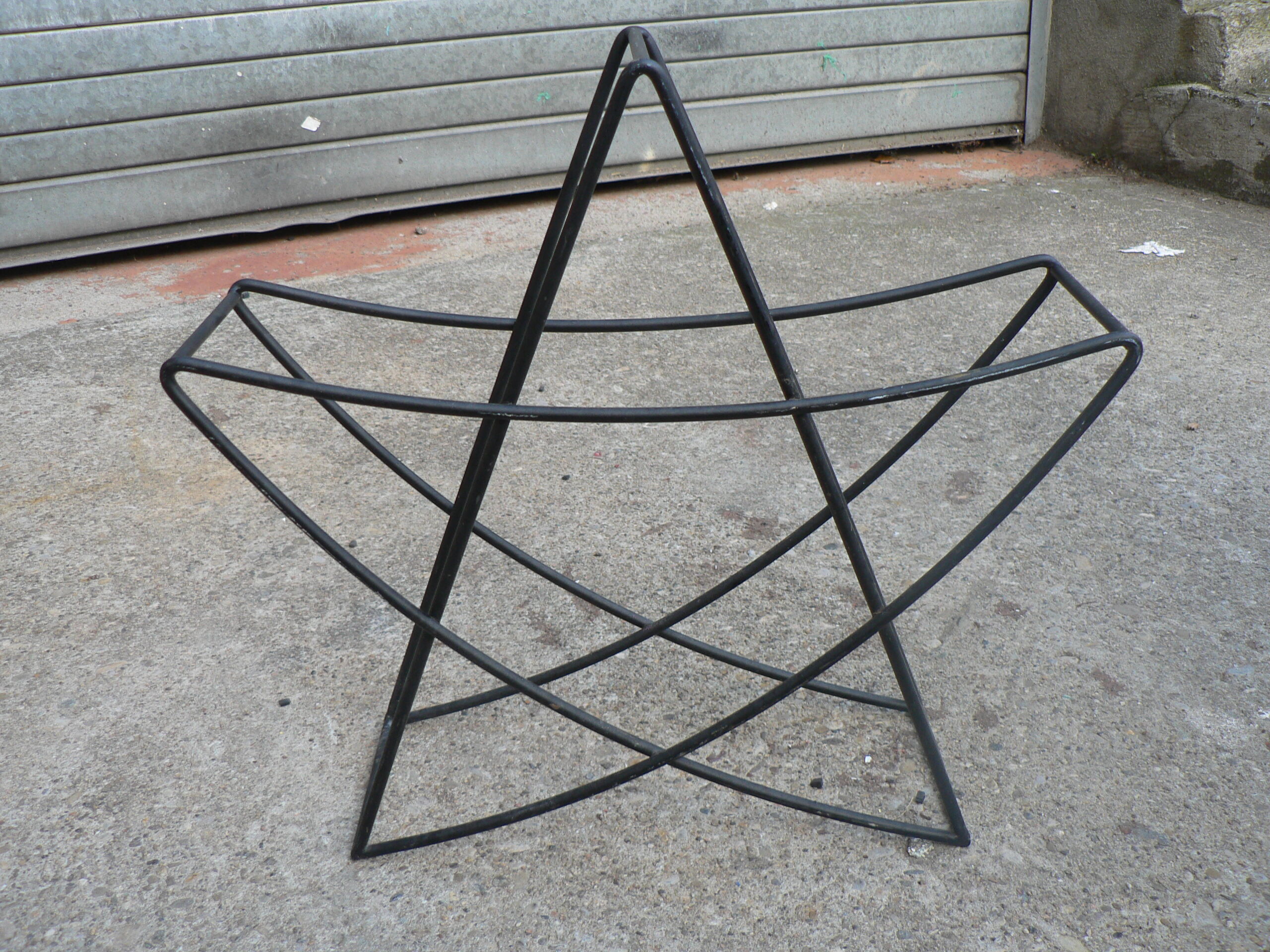Umbrella stand painted metal star