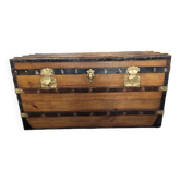 Old trunk