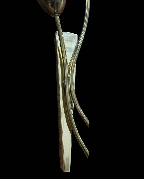 Appliques en laiton et opaline blanche ''Tulipe'' 1950