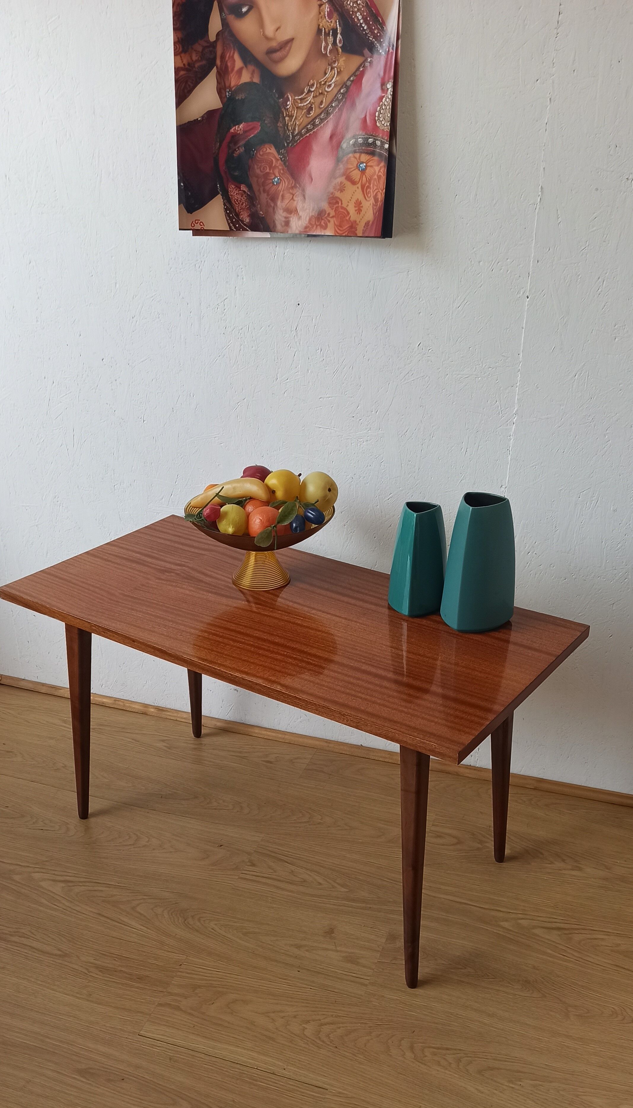 Vintage coffee table, 1970